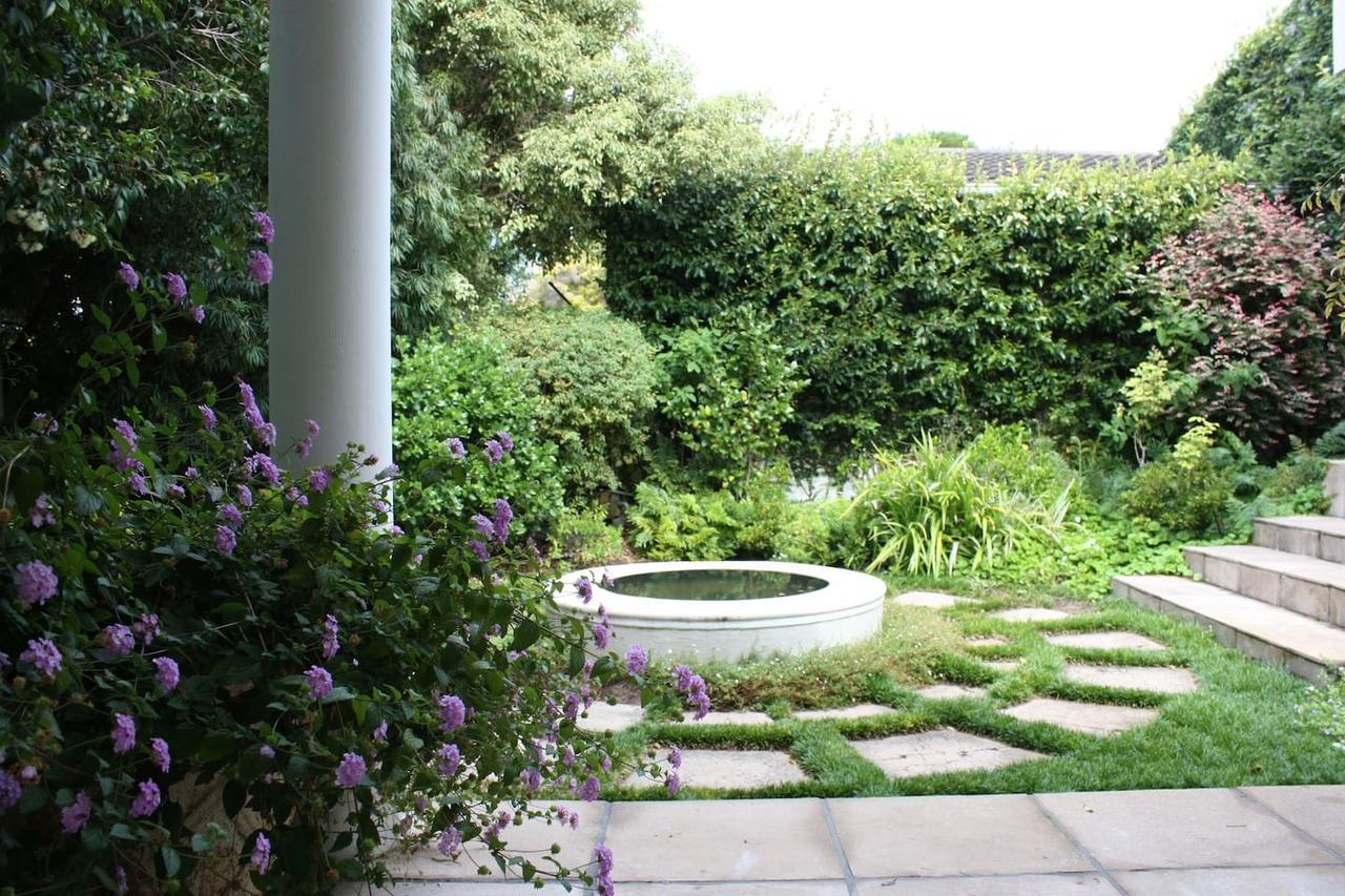 לינה וארוחת בוקר קייפטאון Camelot In Constantia מראה חיצוני תמונה